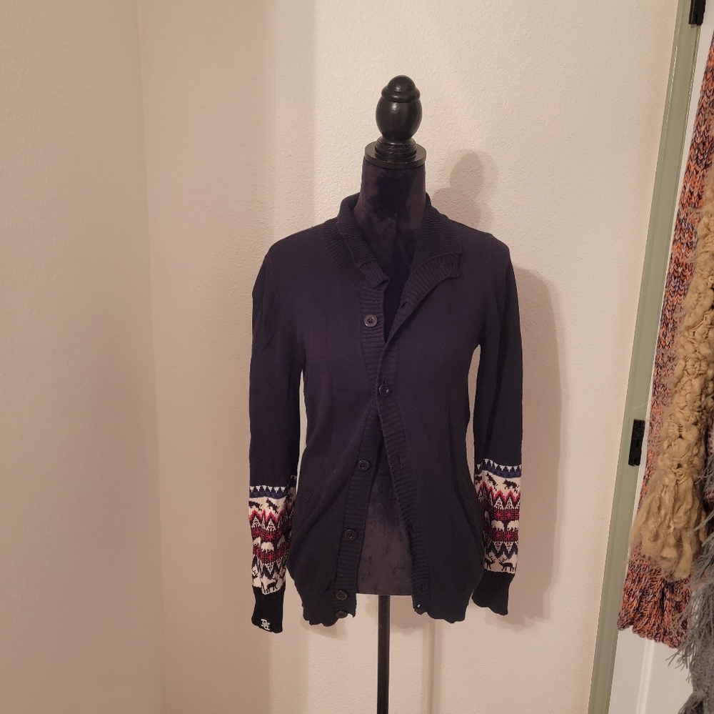 Drop Dead winter sleeve cardigan